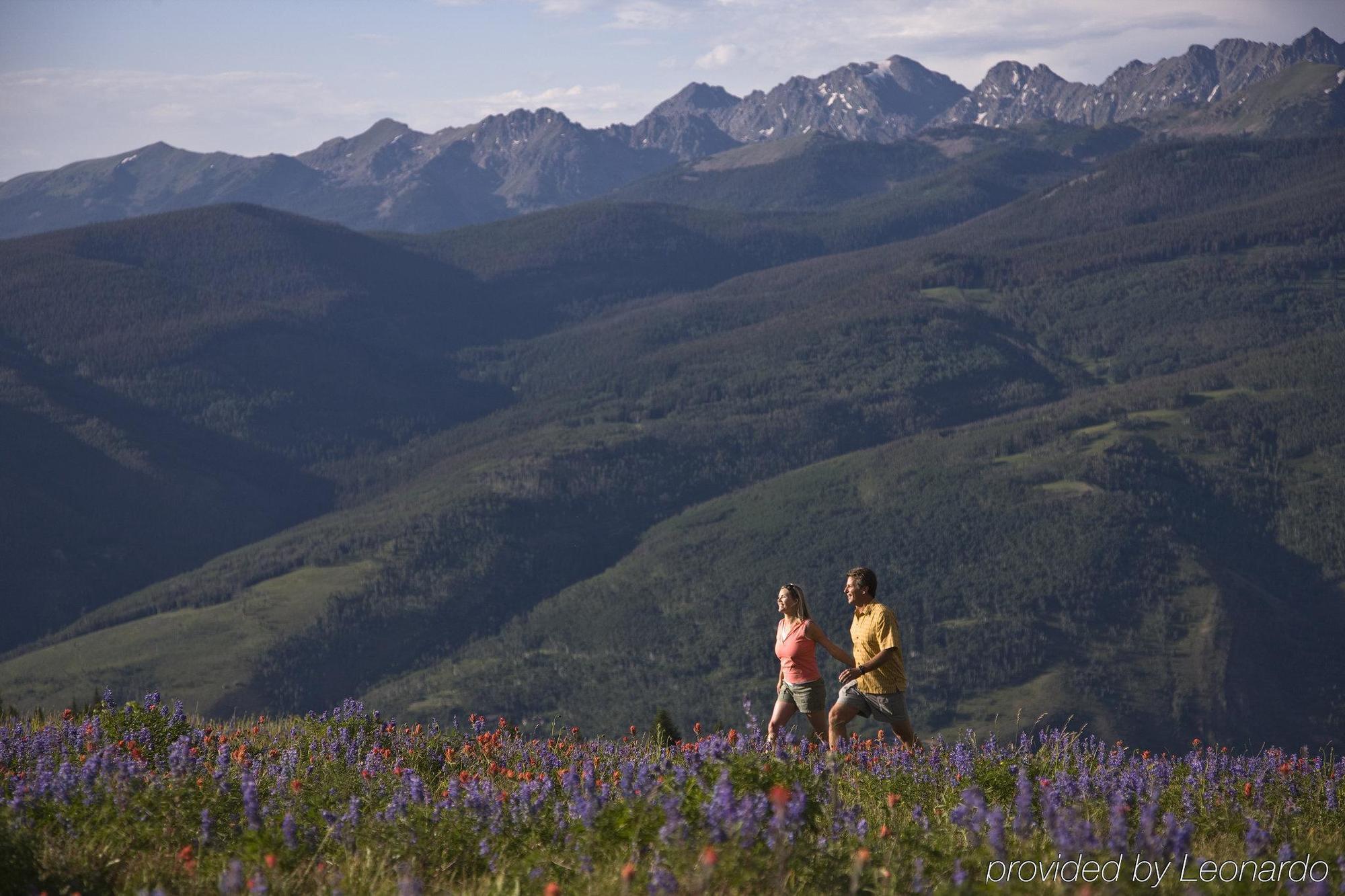 Legendary Lodging At The Ritz Vail Exterior photo